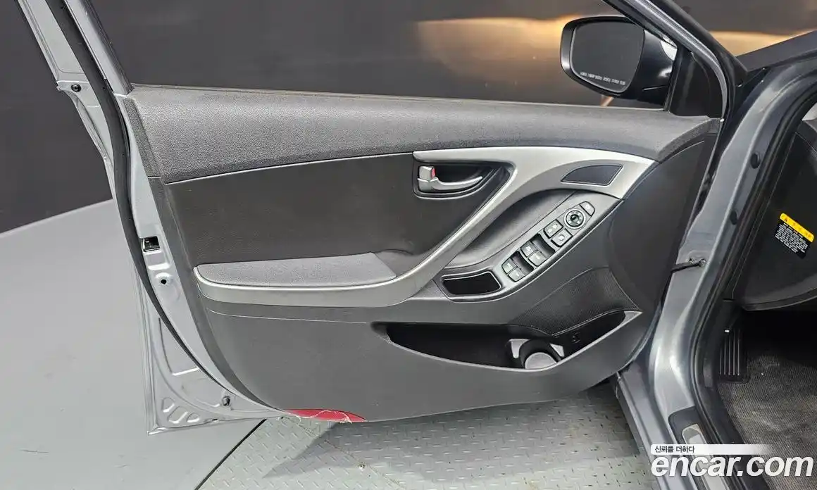 Hyundai Avante 2014 1.6 гидро в Москве № 2049985, фото 14