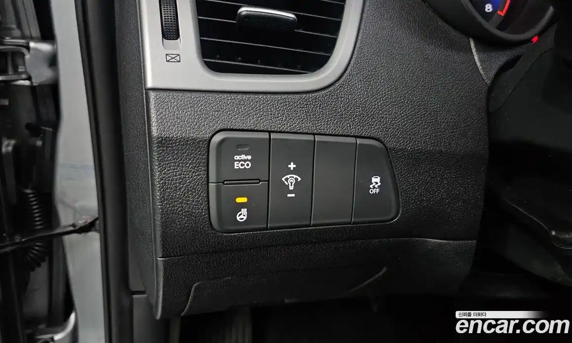 Hyundai Avante 2014 1.6 гидро в Москве № 2049985, фото 24