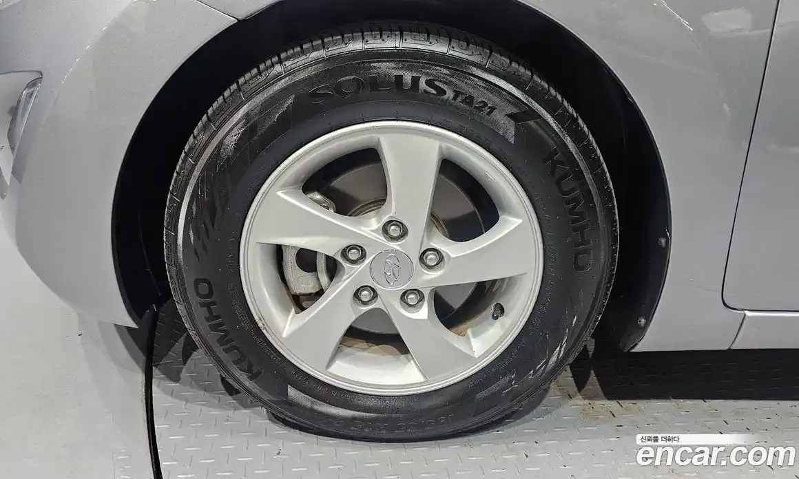 Hyundai Avante 2014 1.6 гидро в Москве № 2049985, фото 5