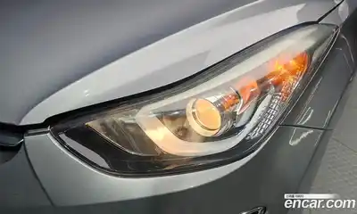 Hyundai Avante 2014 1.6 гидро в Москве № 2049985, миниатюра 8
