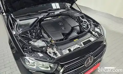 Mercedes-Benz E-Class 2025 2.0 гидро в Москве № 2050097, миниатюра 6