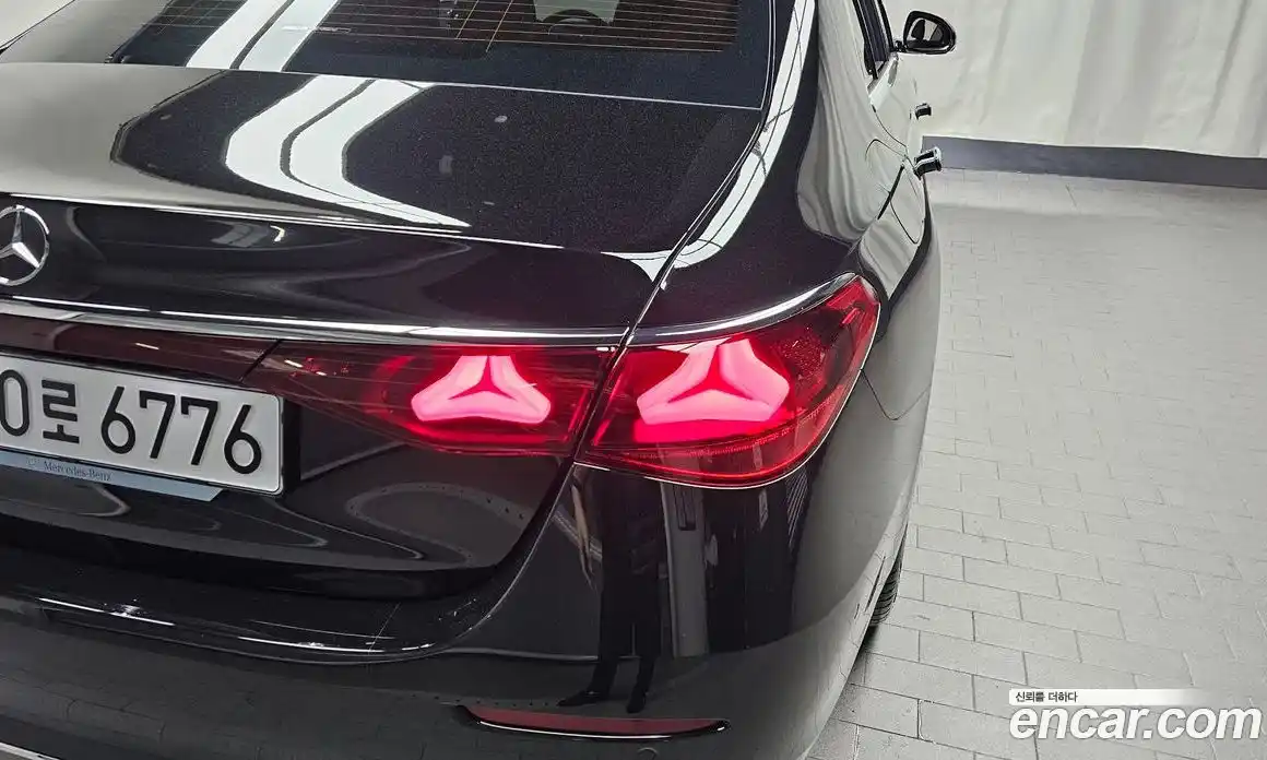 Mercedes-Benz E-Class 2025 2.0 гидро в Москве № 2050097, фото 9