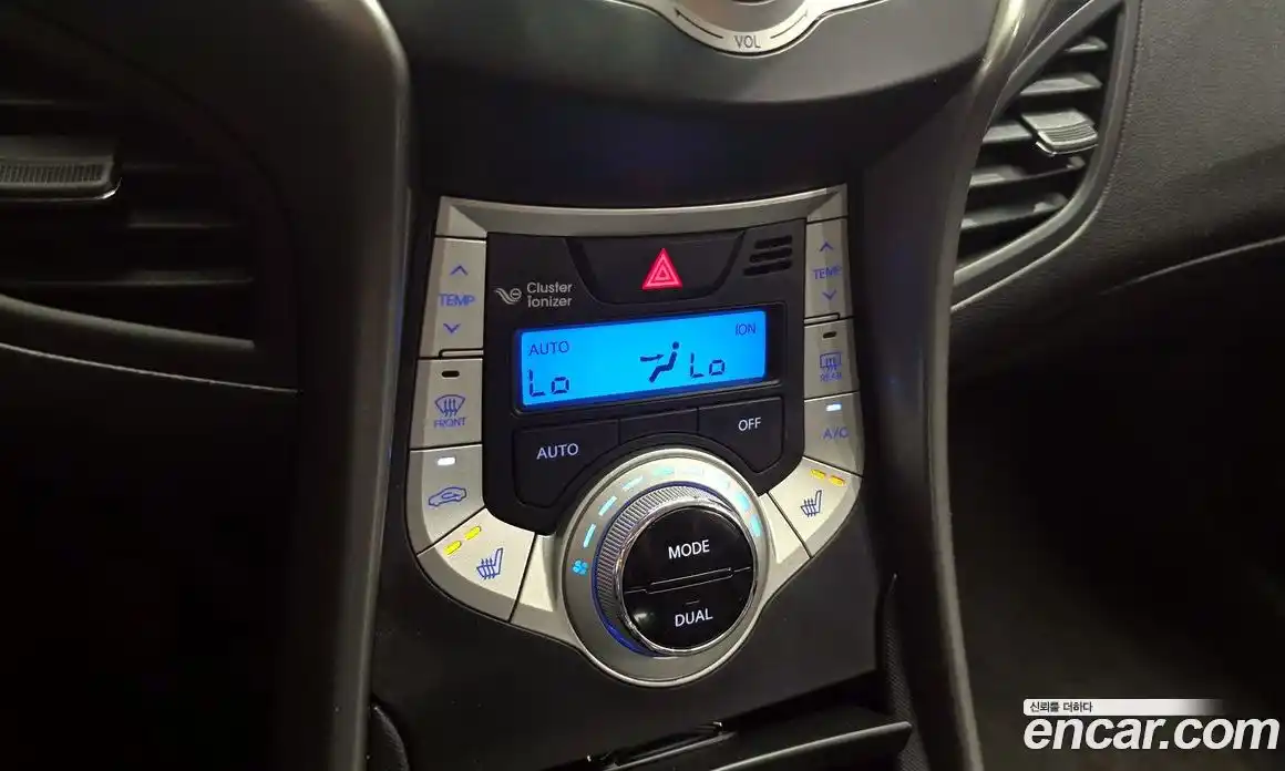Hyundai Avante 2012 1.6 механика в Москве № 2050168, фото 16