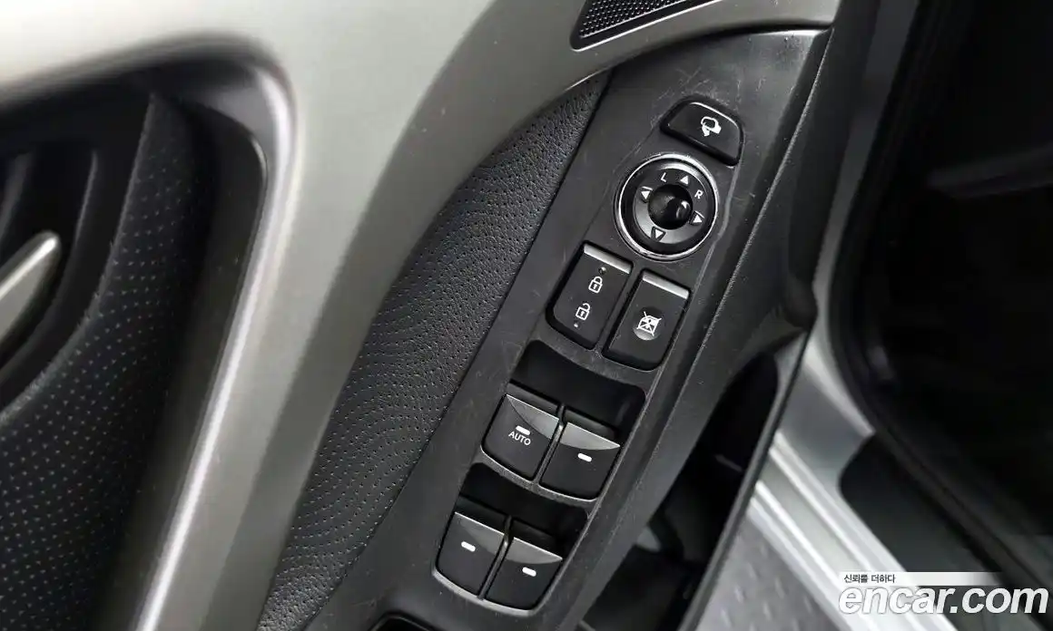 Hyundai Avante 2012 1.6 механика в Москве № 2050168, фото 19