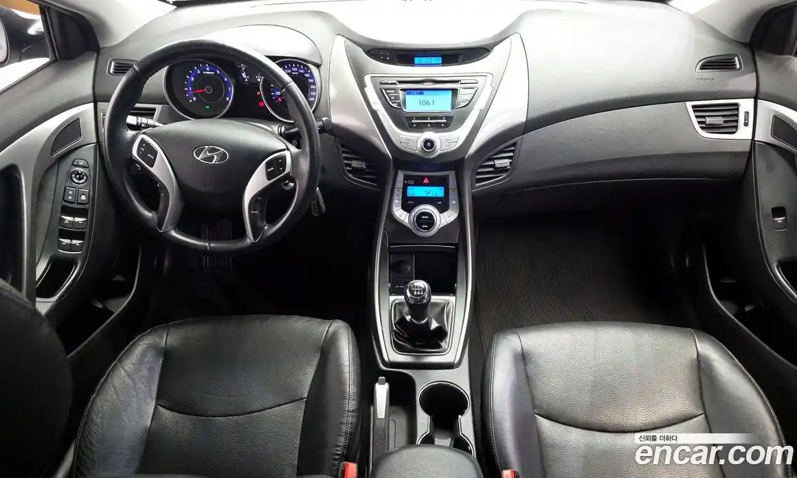 Hyundai Avante 2012 1.6 механика в Москве № 2050168, фото 7