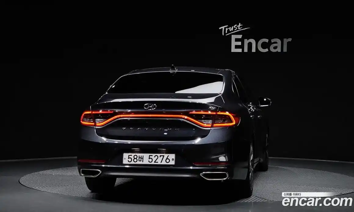 Hyundai Grandeur 2018 3.0 гидро в Москве № 2050395, фото 4
