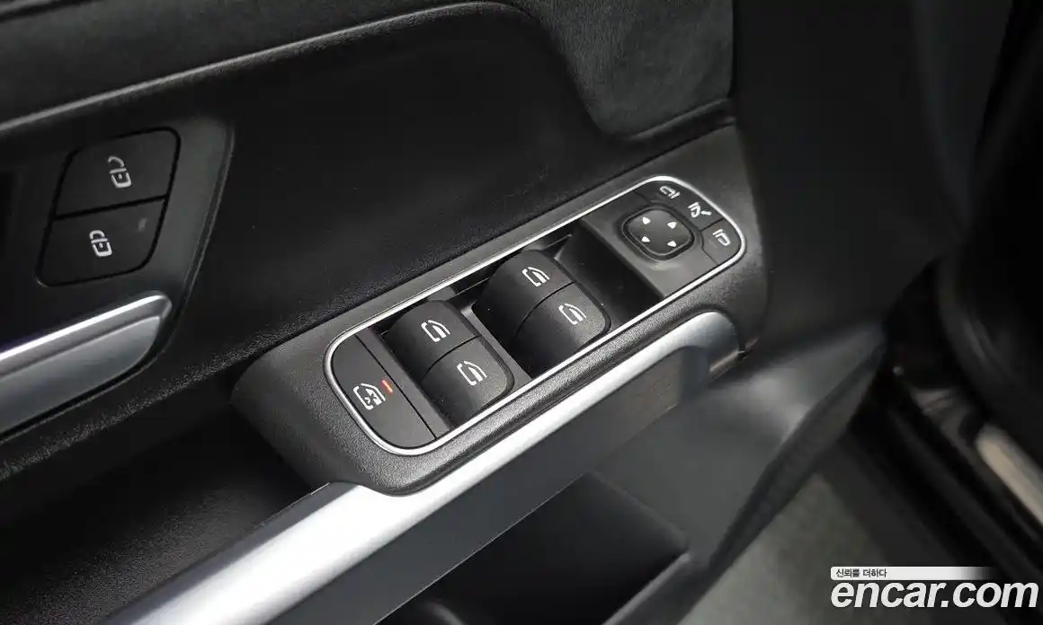 Mercedes-Benz GLB-Class 2022 2.0 гидро в Москве № 2050610, фото 27