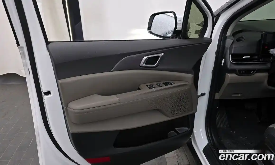 Kia Canival 2025 1.6 гидро в Москве № 2050679, фото 14