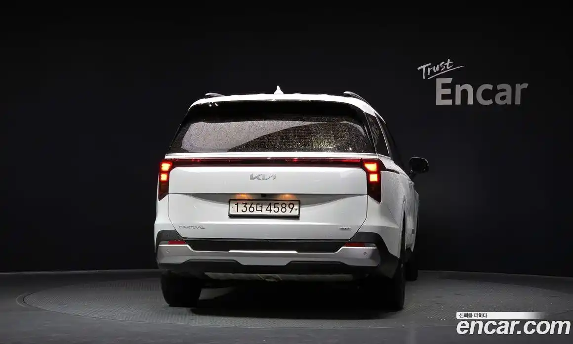 Kia Canival 2025 1.6 гидро в Москве № 2050679, фото 4