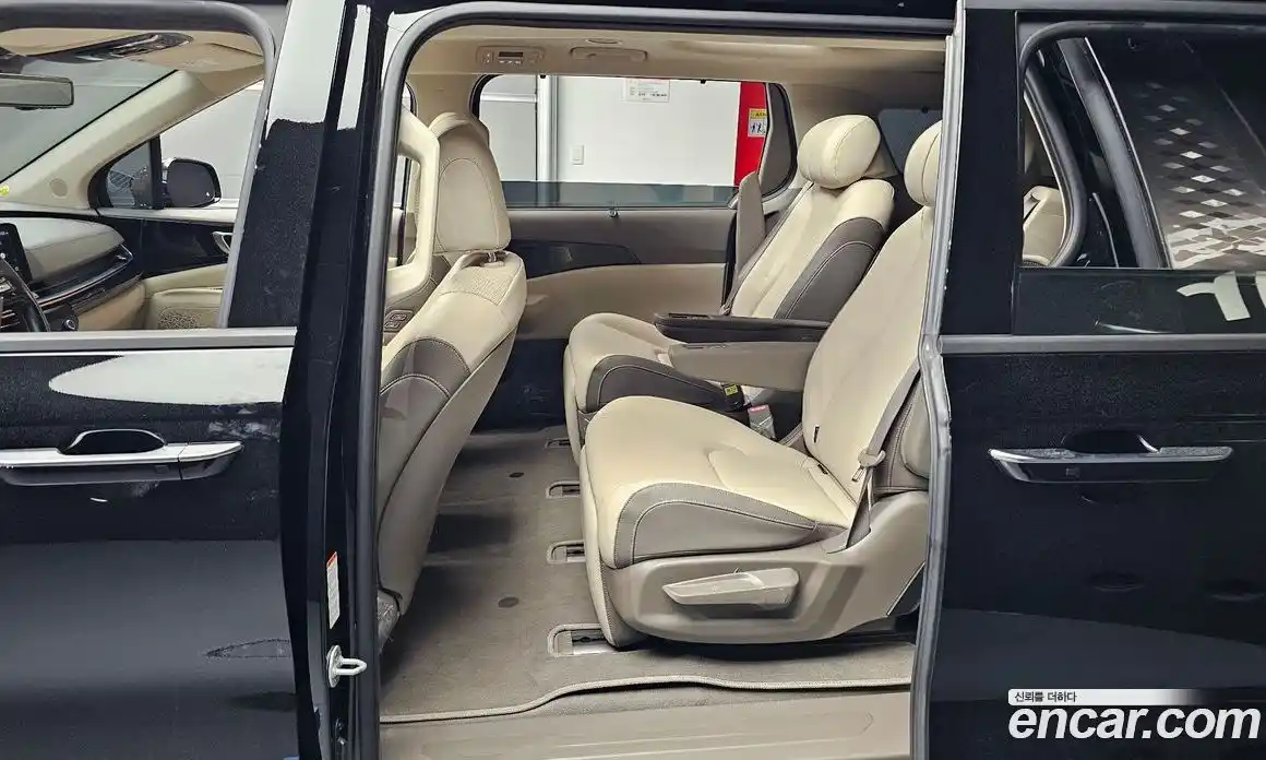 Kia Canival 2025 1.6 гидро в Москве № 2050693, фото 17