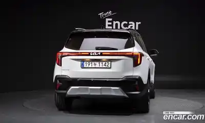Kia Seltos 2024 1.6 гидро в Москве № 2050734, миниатюра 3