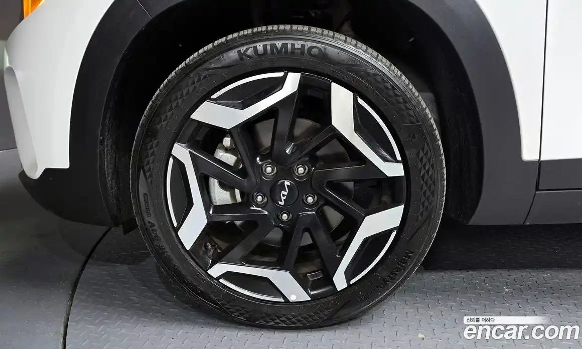 Kia Seltos 2024 1.6 гидро в Москве № 2050734, фото 4
