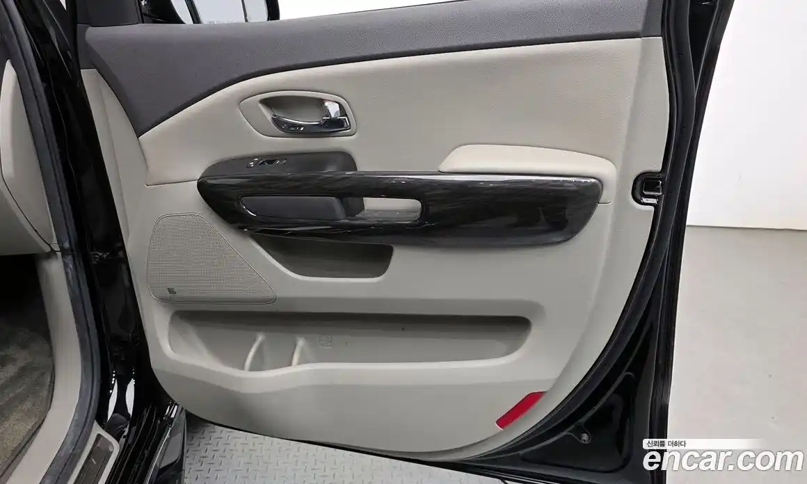 Kia Canival 2017 3.3 гидро в Москве № 2051015, фото 14
