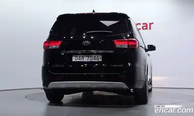 Kia Canival 2017 3.3 гидро в Москве № 2051015, миниатюра 4