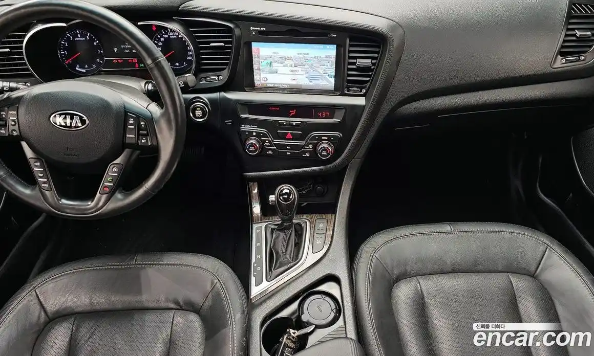 Kia K5 2013 2.0 гидро в Москве № 2051089, фото 7