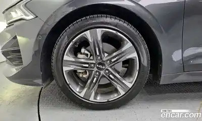 Kia K5 2022 2.0 гидро в Москве № 2051108, миниатюра 5
