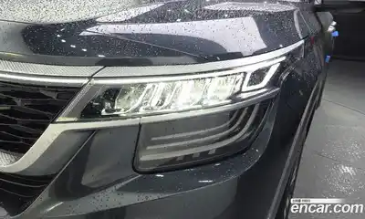 Kia Seltos 2021 1.6 гидро в Москве № 2051218, миниатюра 8