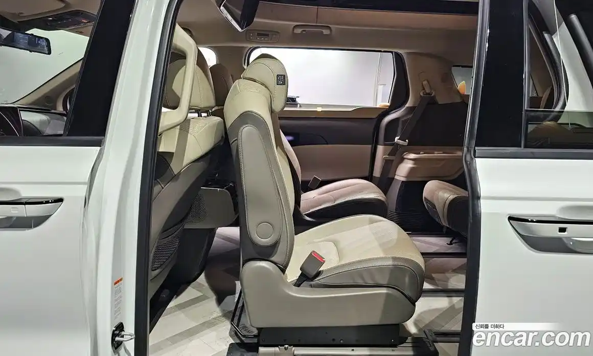Kia Canival 2022 2.2 гидро в Москве № 2051266, фото 17