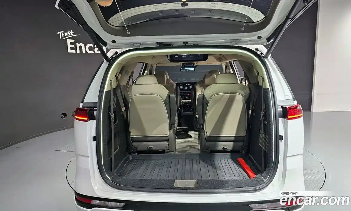 Kia Canival 2022 2.2 гидро в Москве № 2051266, фото 28