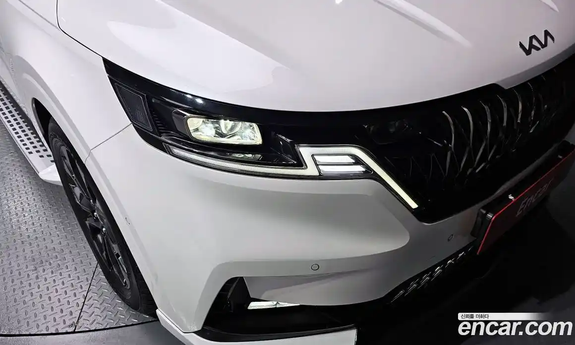 Kia Canival 2022 2.2 гидро в Москве № 2051266, фото 8