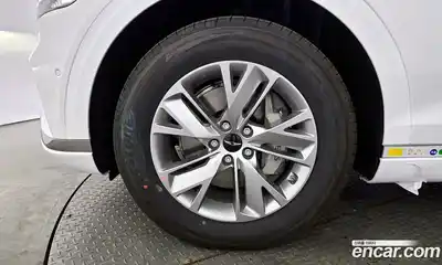 Genesis GV70 2025 2.5 гидро в Москве № 2051439, миниатюра 5
