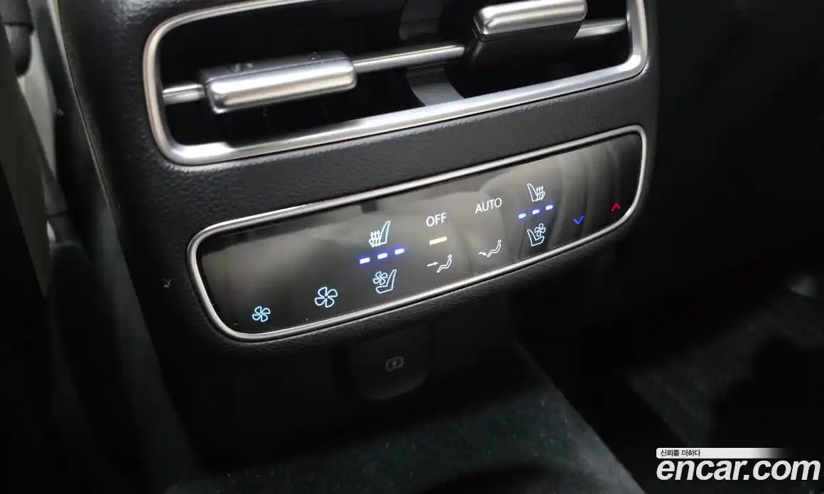 Genesis GV70 2025 2.5 гидро в Москве № 2051447, фото 25