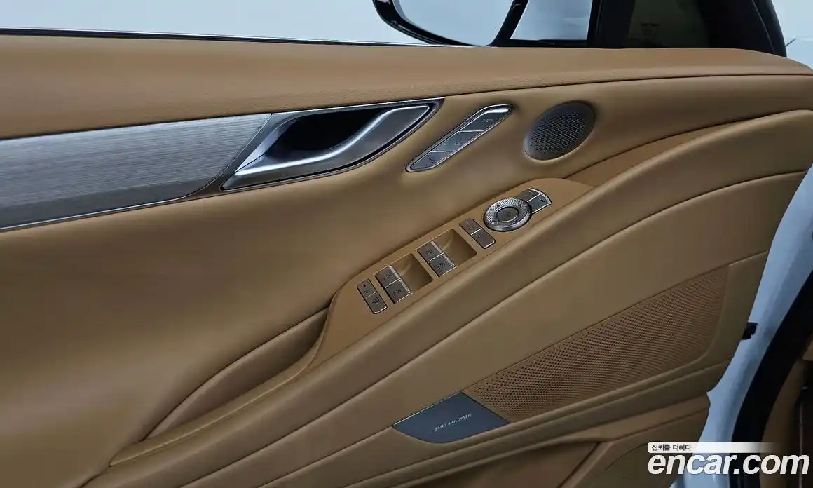 Genesis G80 2025 2.5 гидро в Москве № 2051462, фото 30