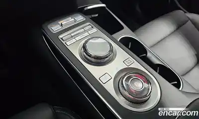 Genesis GV70 2024 2.5 гидро в Москве № 2051480, миниатюра 12