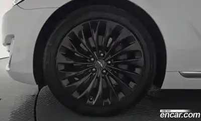 Genesis EQ900 2016 3.8 гидро в Москве № 2051848, миниатюра 4