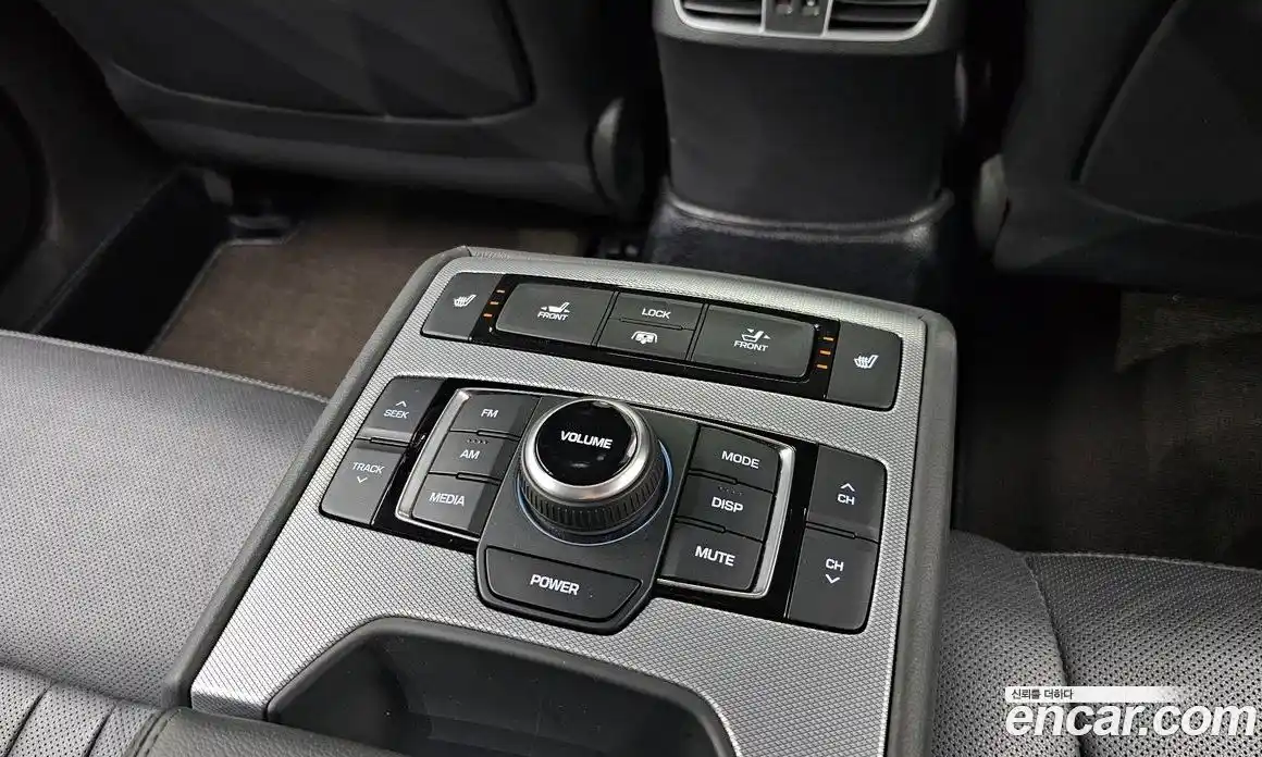 Genesis G80 2017 3.3 гидро в Москве № 2051930, фото 26