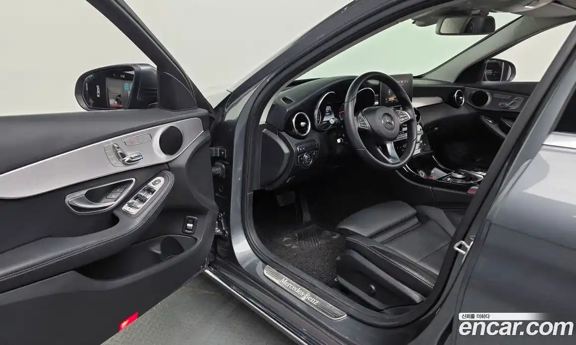 Mercedes-Benz C-Class 2017 2.0 гидро в Москве № 2052036, фото 13