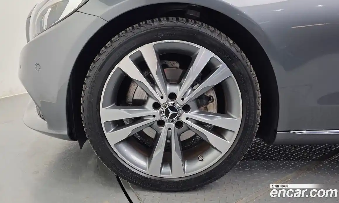 Mercedes-Benz C-Class 2017 2.0 гидро в Москве № 2052036, фото 5