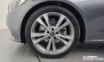 Mercedes-Benz C-Class 2017 2.0 гидро в Москве № 2052036, миниатюра 5