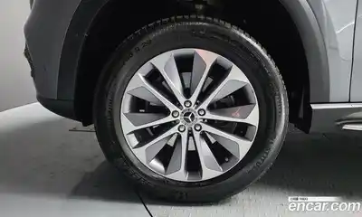 Mercedes-Benz GLE-Class 2022 2.0 гидро в Москве № 2052324, миниатюра 5