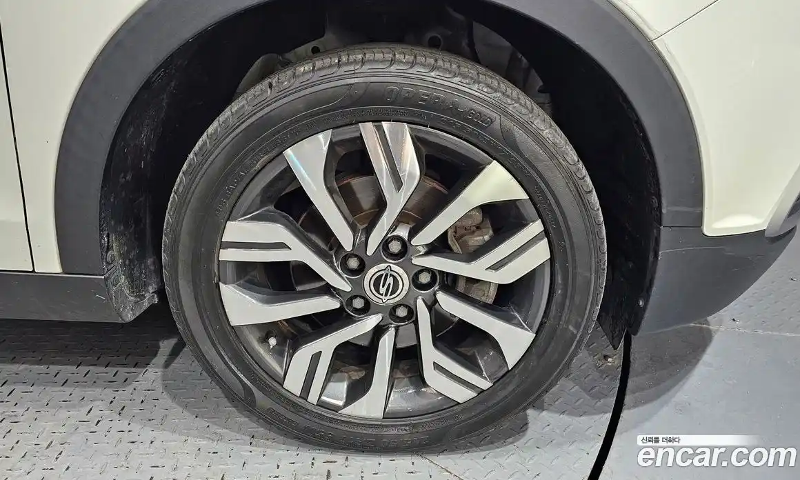 SsangYong TIBOLI 2019 1.6 гидро в Москве № 2052552, фото 7