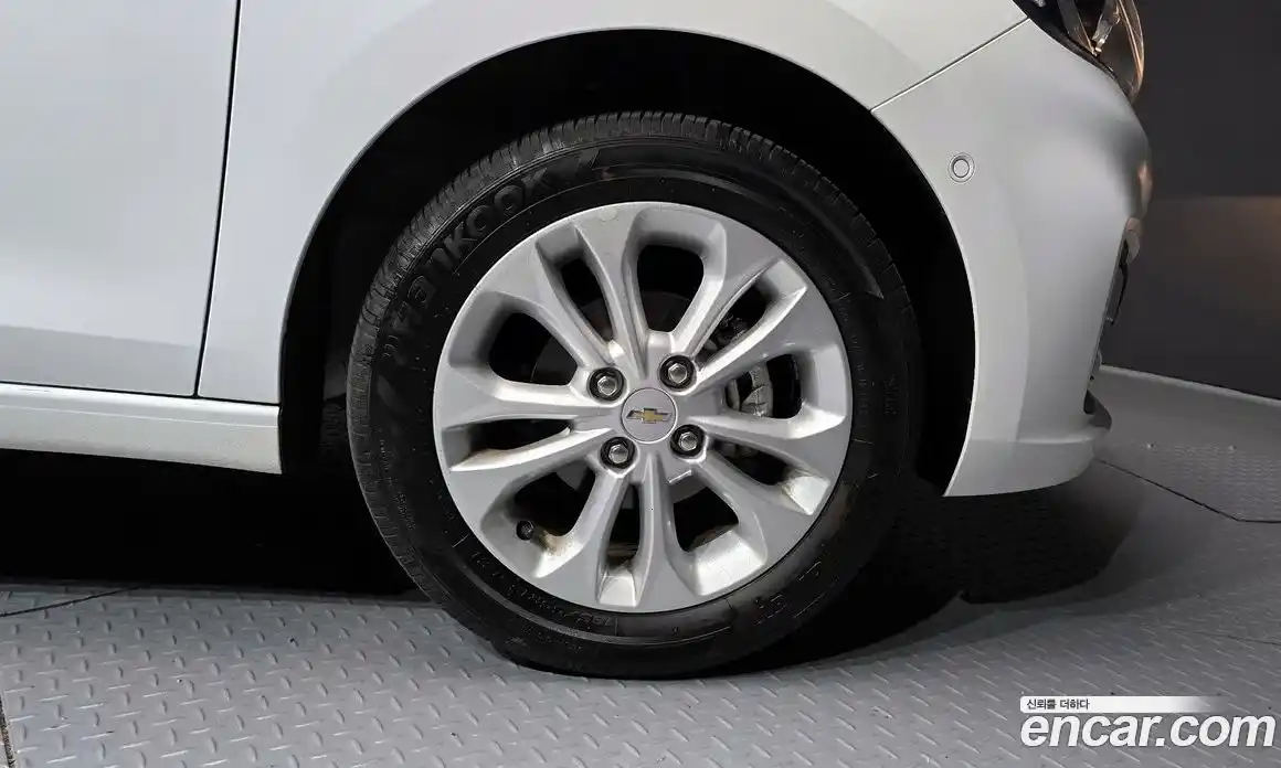 Chevrolet Spark 2022 1.0 гидро в Москве № 2052900, фото 7