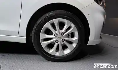 Chevrolet Spark 2022 1.0 гидро в Москве № 2052900, миниатюра 7