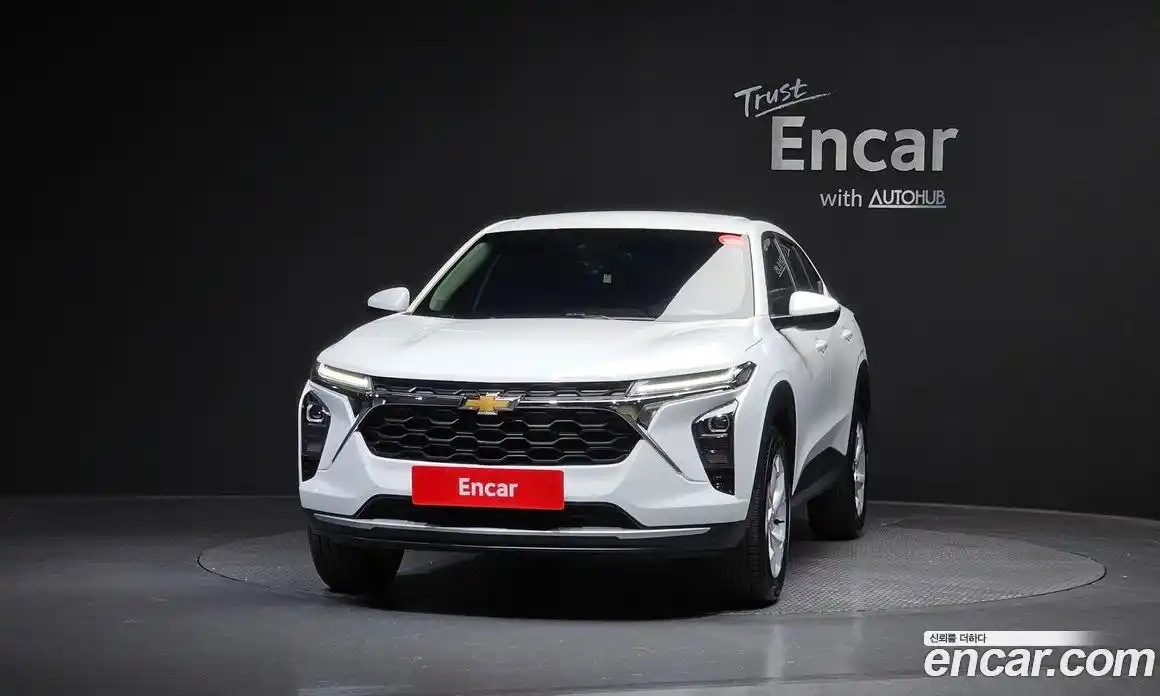 Chevrolet Trax 2023 1.2 гидро в Москве № 2053047, фото 3