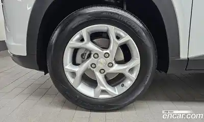 Chevrolet Trax 2023 1.2 гидро в Москве № 2053047, миниатюра 5