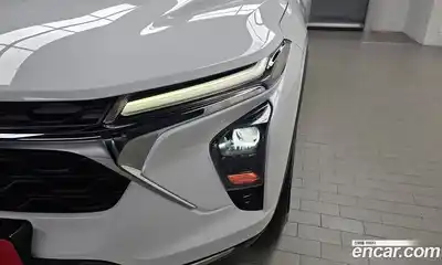 Chevrolet Trax 2023 1.2 гидро в Москве № 2053047, миниатюра 8