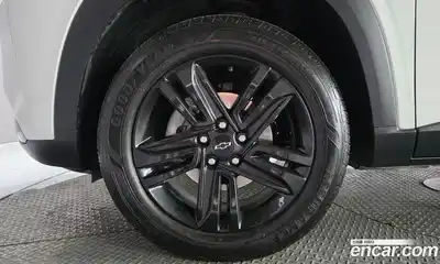 Chevrolet Trax 2023 1.2 гидро в Москве № 2053082, миниатюра 5