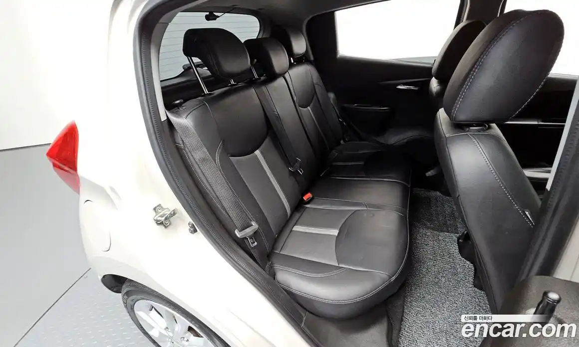 Chevrolet Spark 2019 1.0 гидро в Москве № 2053161, фото 17