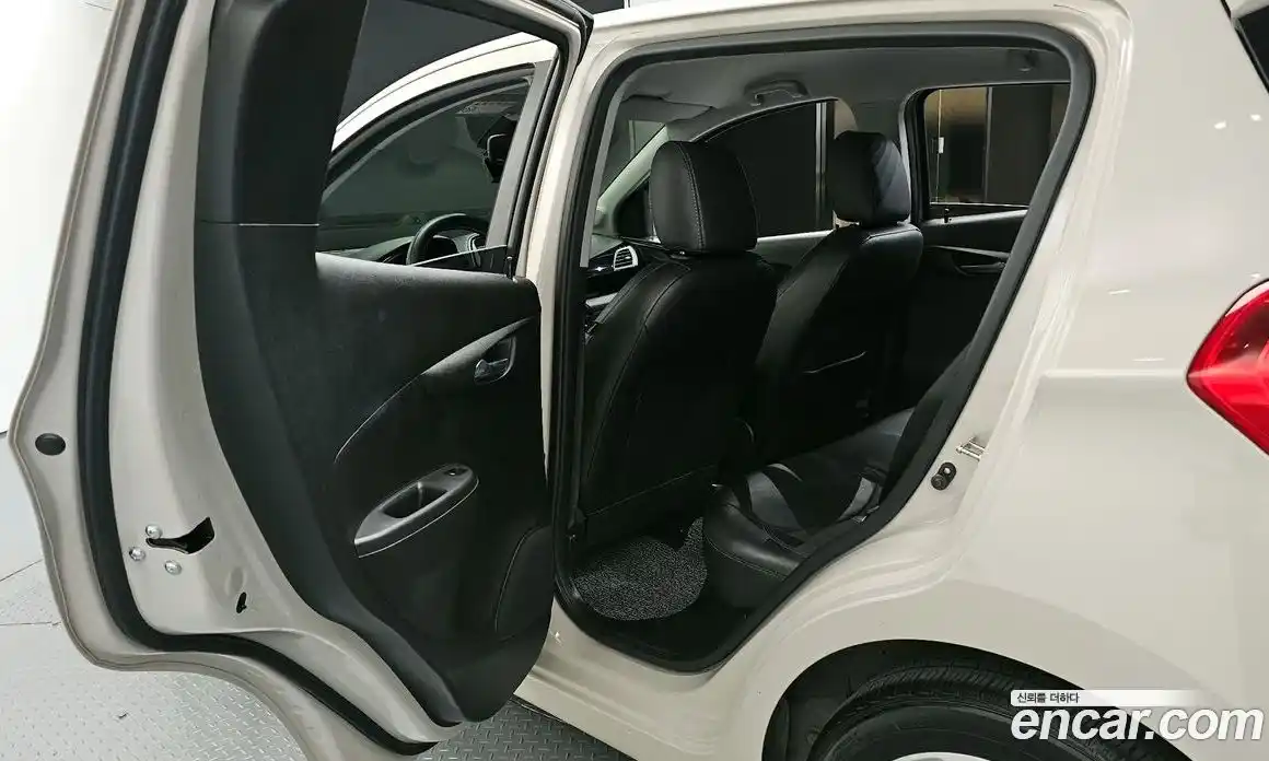 Chevrolet Spark 2019 1.0 гидро в Москве № 2053161, фото 18
