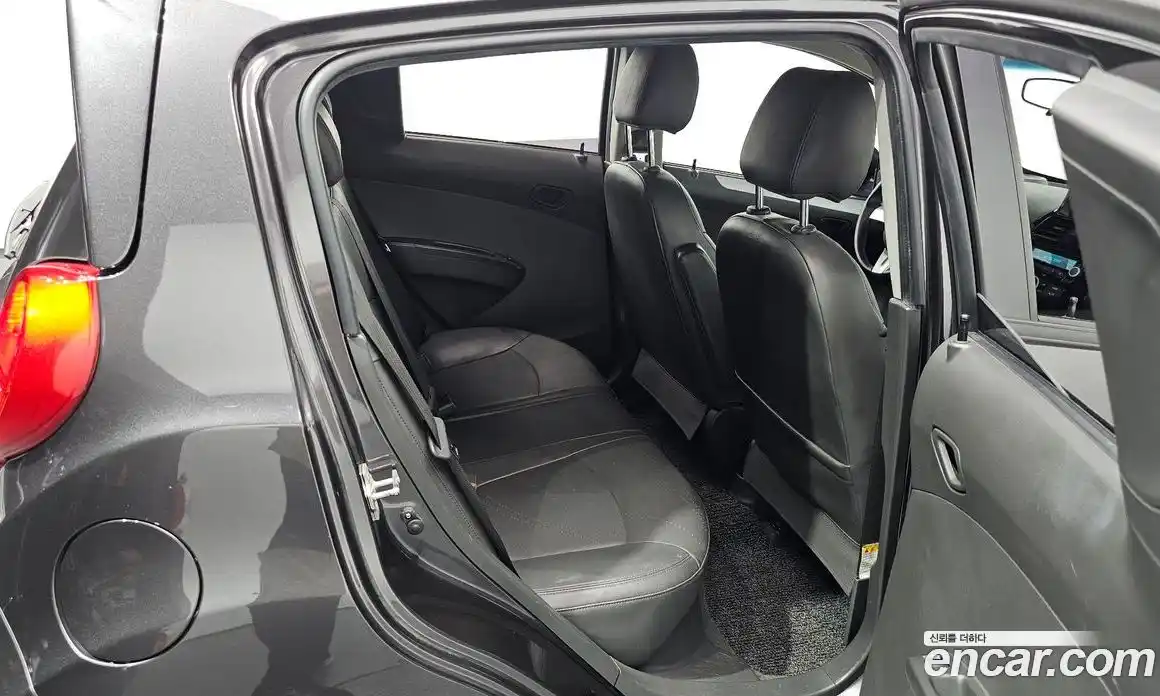 Chevrolet Spark 2015 1.0 гидро в Москве № 2053206, фото 17