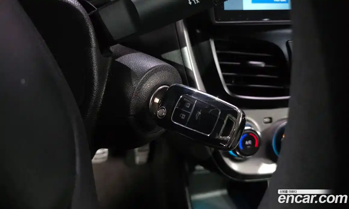 Chevrolet Spark 2016 1.0 механика в Москве, фото 17