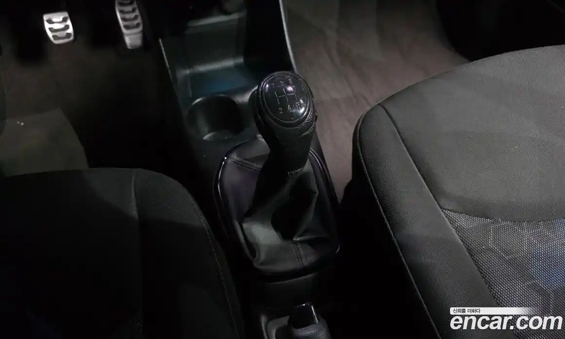 Chevrolet Spark 2016 1.0 механика в Москве, фото 9
