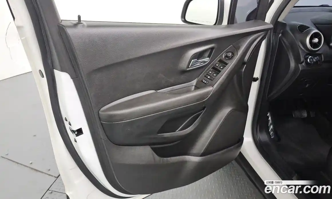 Chevrolet Trax 2015 1.4 гидро в Москве № 2053294, фото 14