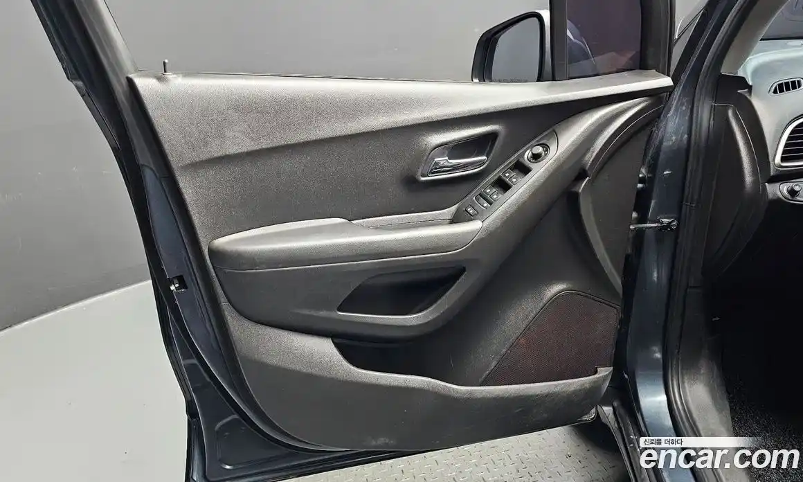 Chevrolet Trax 2020 1.6 гидро в Москве № 2053338, фото 14