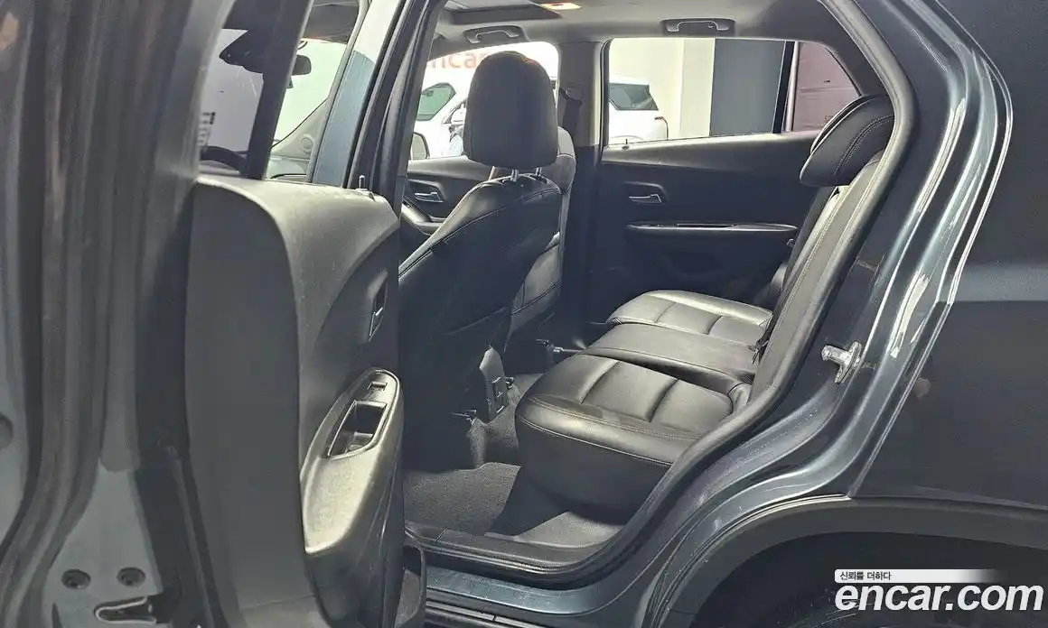 Chevrolet Trax 2020 1.6 гидро в Москве № 2053338, фото 18