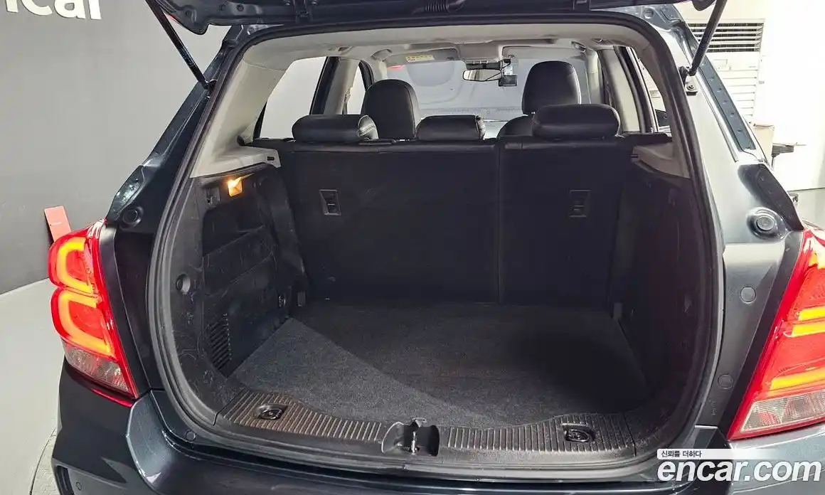 Chevrolet Trax 2020 1.6 гидро в Москве № 2053338, фото 26